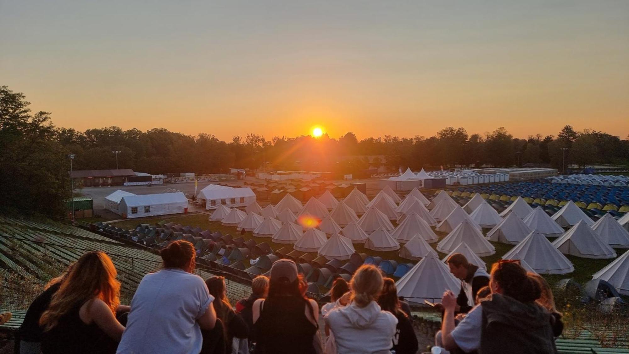 Готель Festanation Oktoberfest Camp #2 Мюнхен Екстер'єр фото