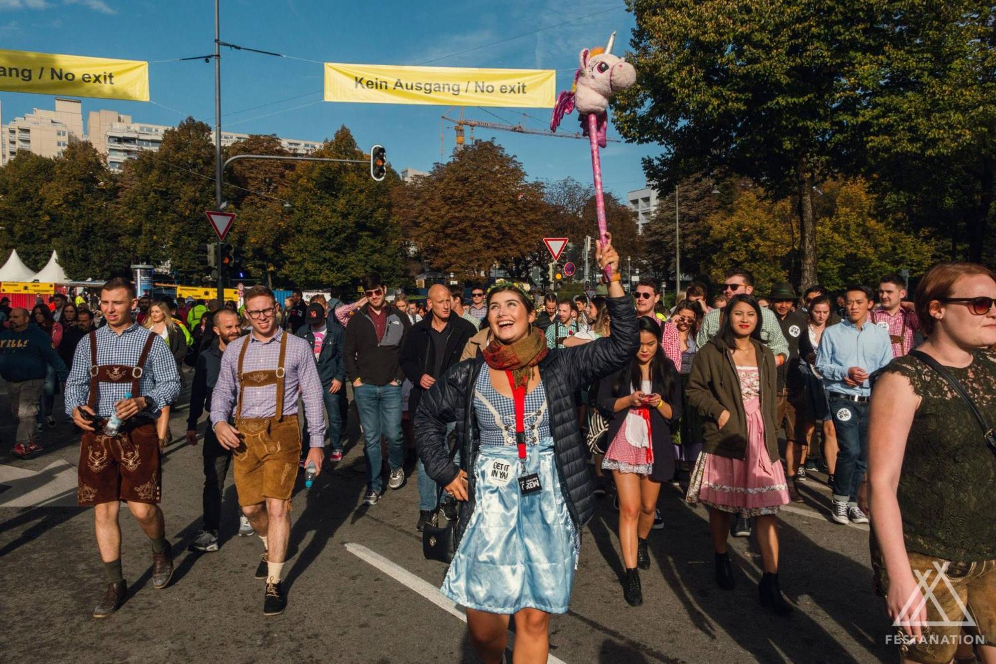 Готель Festanation Oktoberfest Camp #2 Мюнхен Екстер'єр фото
