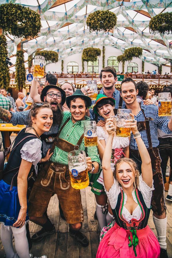 Готель Festanation Oktoberfest Camp #2 Мюнхен Екстер'єр фото