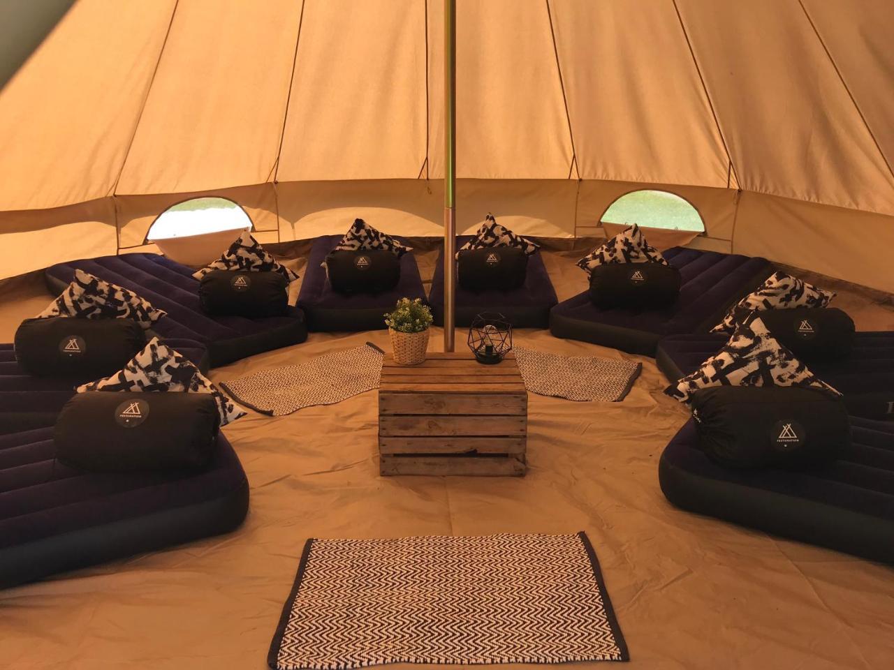 Готель Festanation Oktoberfest Camp #2 Мюнхен Екстер'єр фото